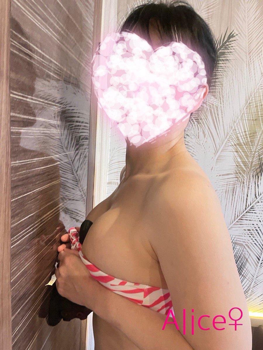 𝙲𝚑𝚊𝚛𝚕𝚎𝚜 tweet media