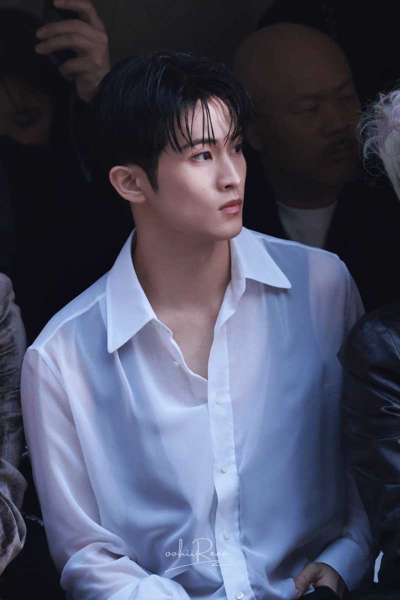 ➹pinaa tweet media