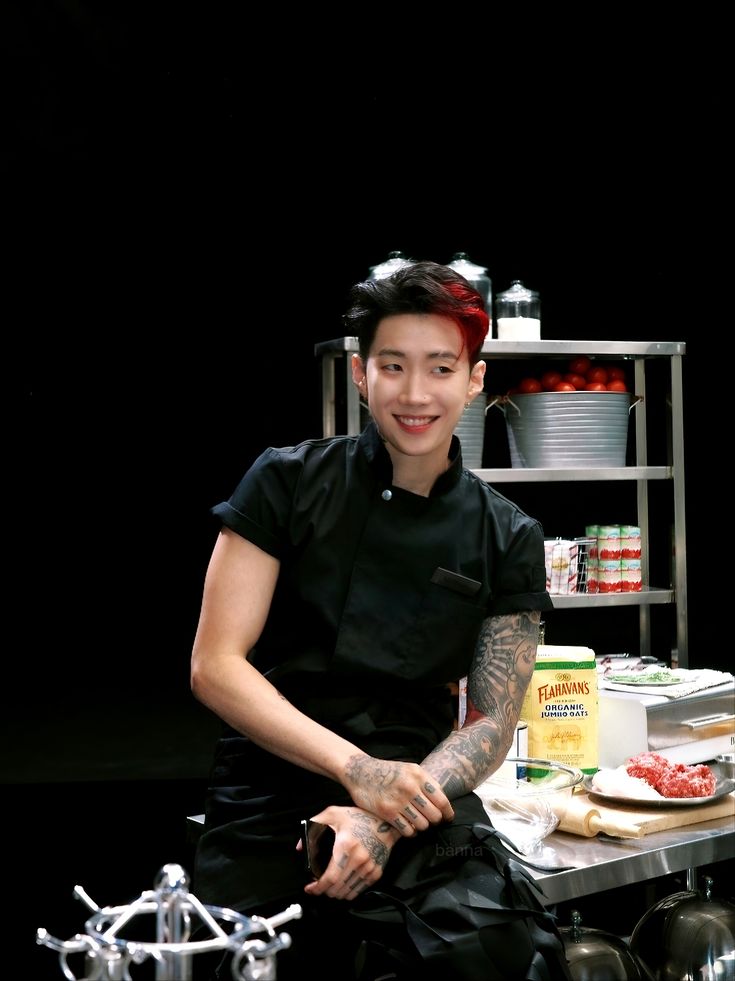 jayparkthehustleking🌸 tweet media