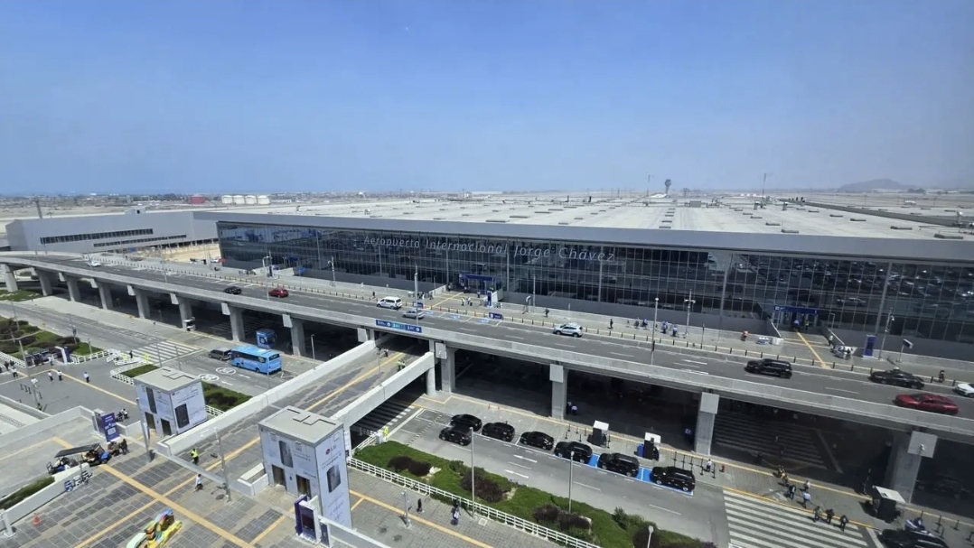 Nicolás Larenas ✈️ tweet media