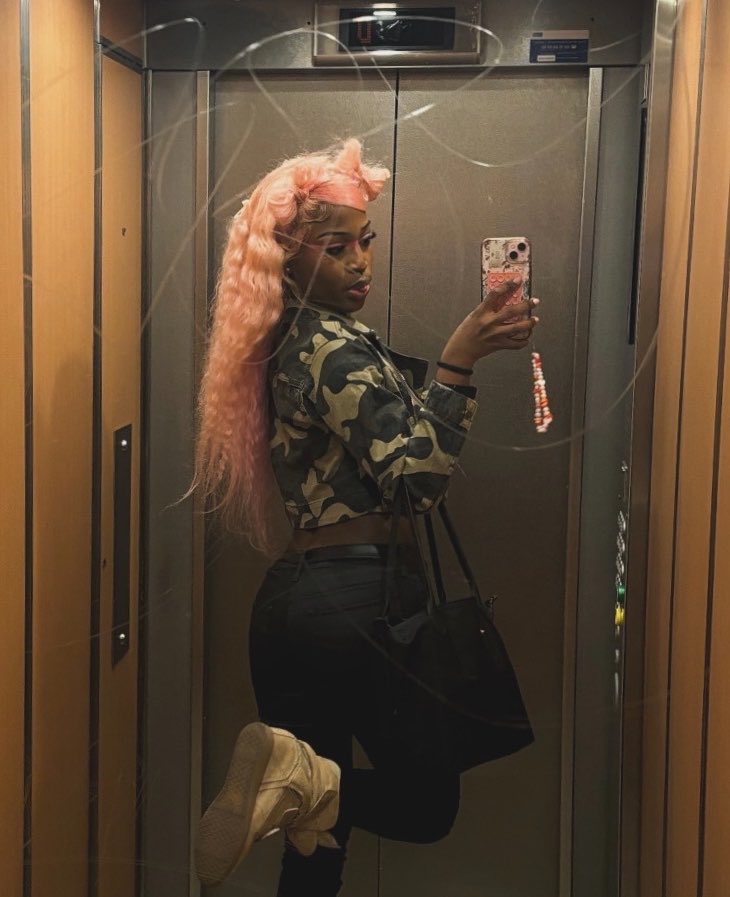 Kiki ☆ tweet media