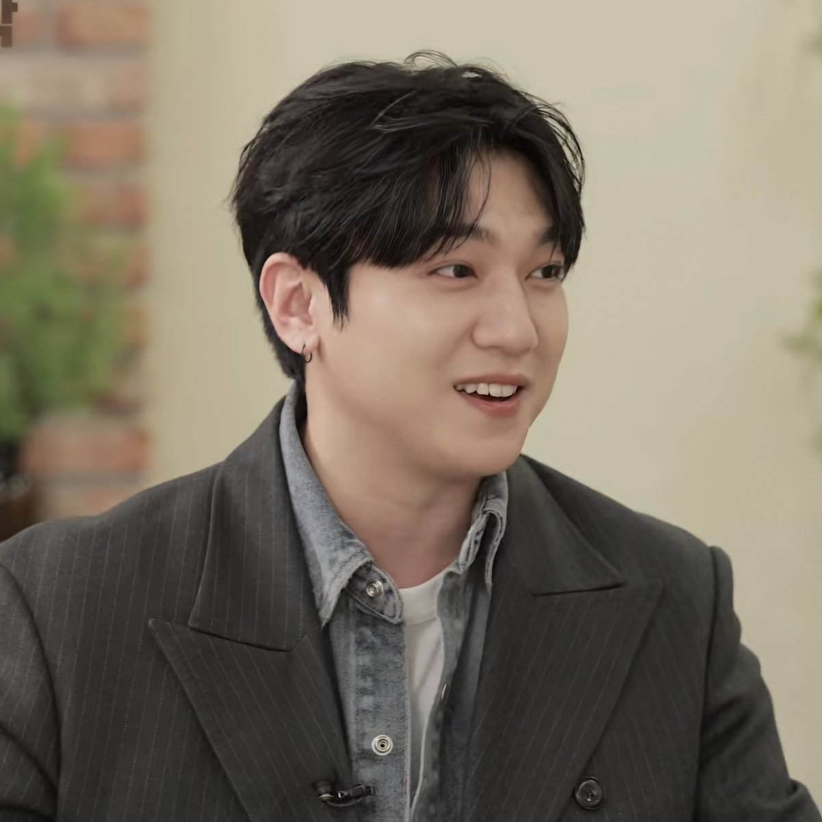 hourly sungjin tweet media