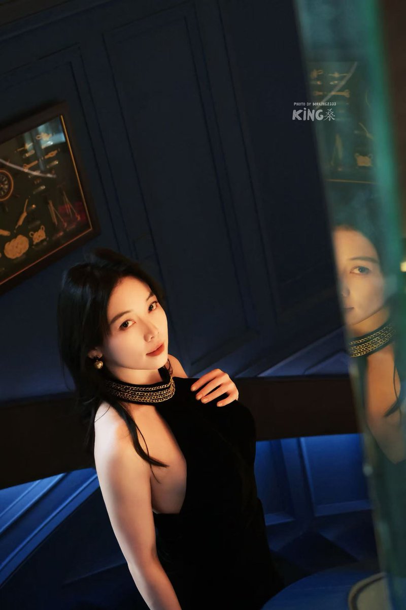 湖畔秘影 tweet media