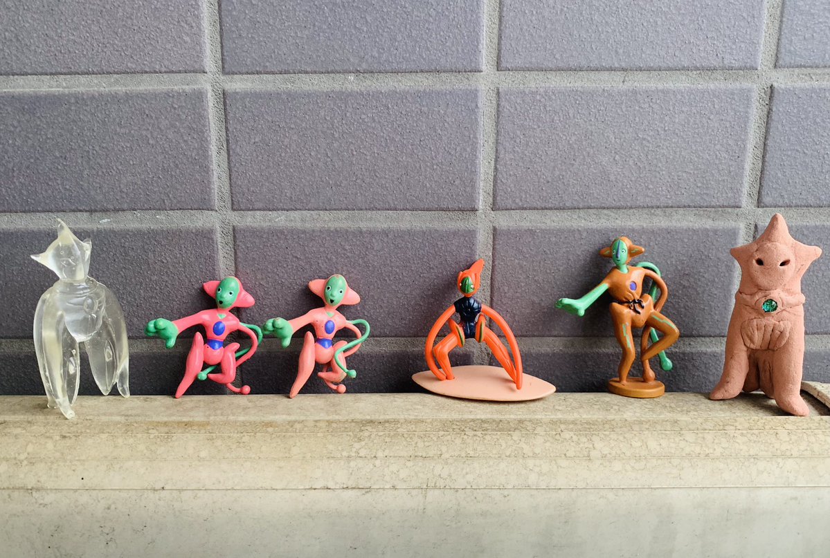 偽物のデオキシス tweet media