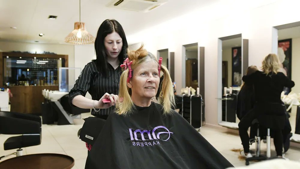 NOS Mirror tweet media