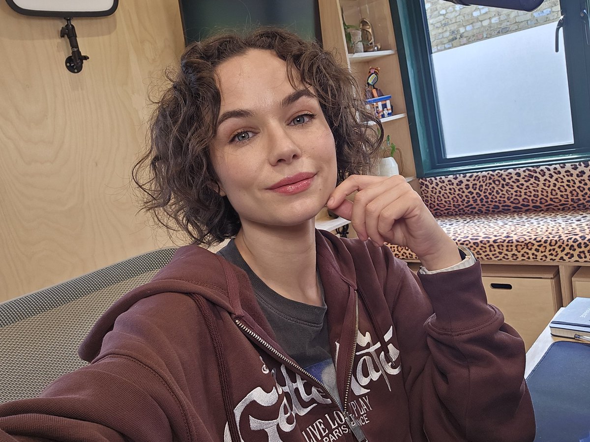 Frankie Ward tweet media