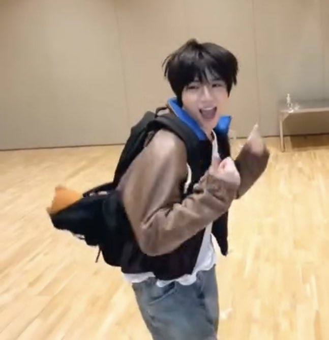 Gyuver🎸 tweet media