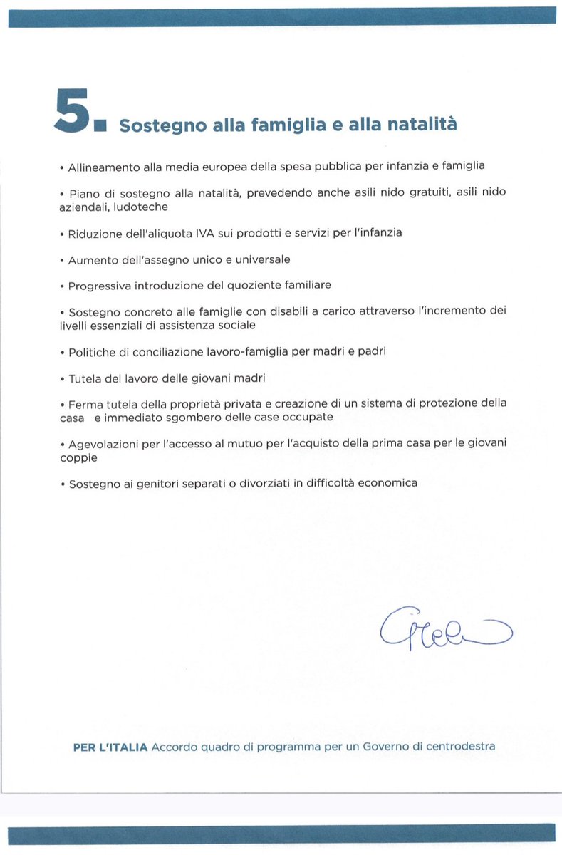 Pasquino70's tweet image. Punto 5 del #programma #elettorale di @FratellidItalia 
Sostegno alla #famiglia e alla #natalità 
qui i risultati ottenuti nel '25: 
355K Nascite 
652K Decessi 
Meno 297K cittadini 
con un rischio in 5 anni di 
avere 
1.485.000 di cittadini in meno un disastro sociale 
#istat