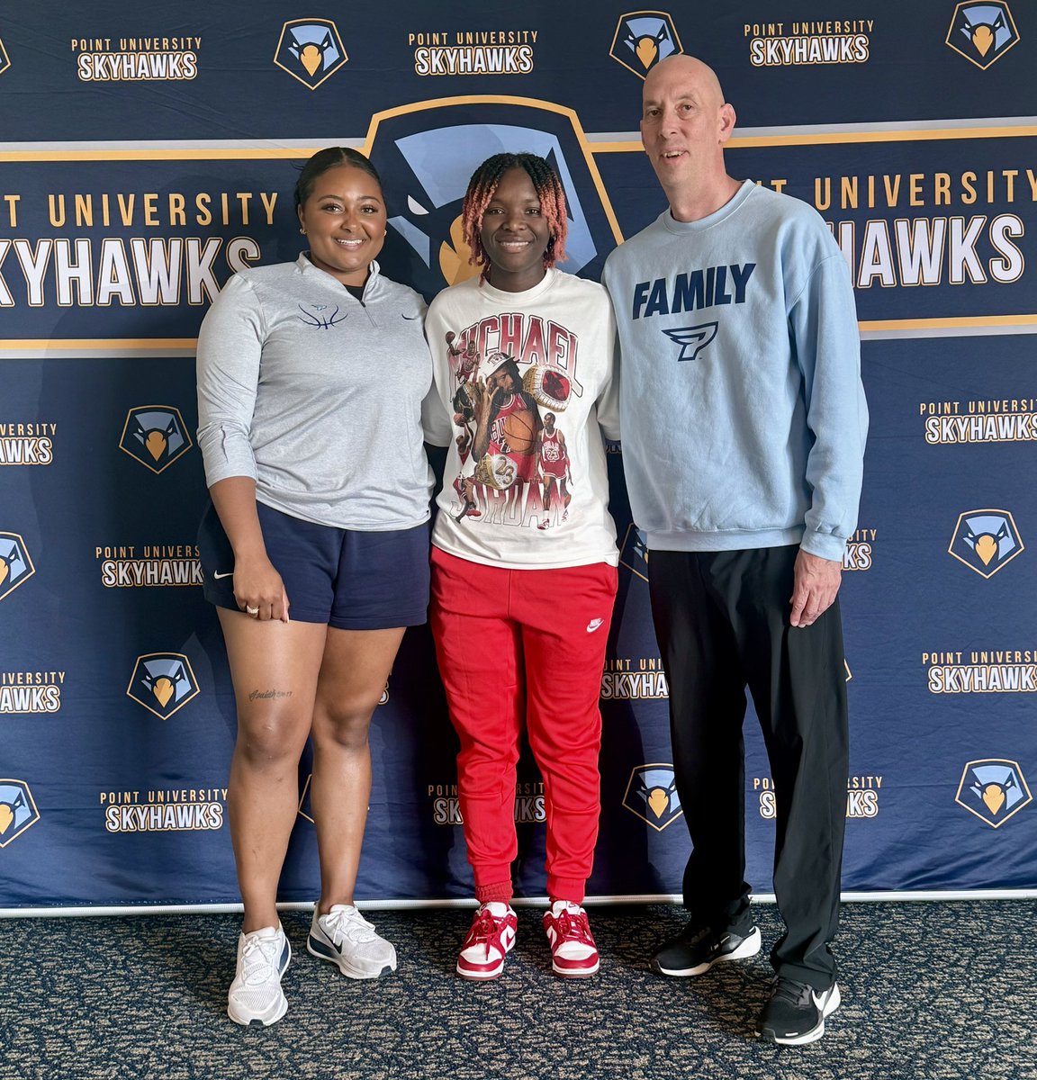 MuffKenned77459's tweet photo. AGTG!! After an amazing visit and workout, I’m blessed to receive an offer from @pointwbb. Grateful to Coach Lex and Coach Mark!

#TrustTheProcess #NAIA #WBB https://t.co/EkjxJSWSDD