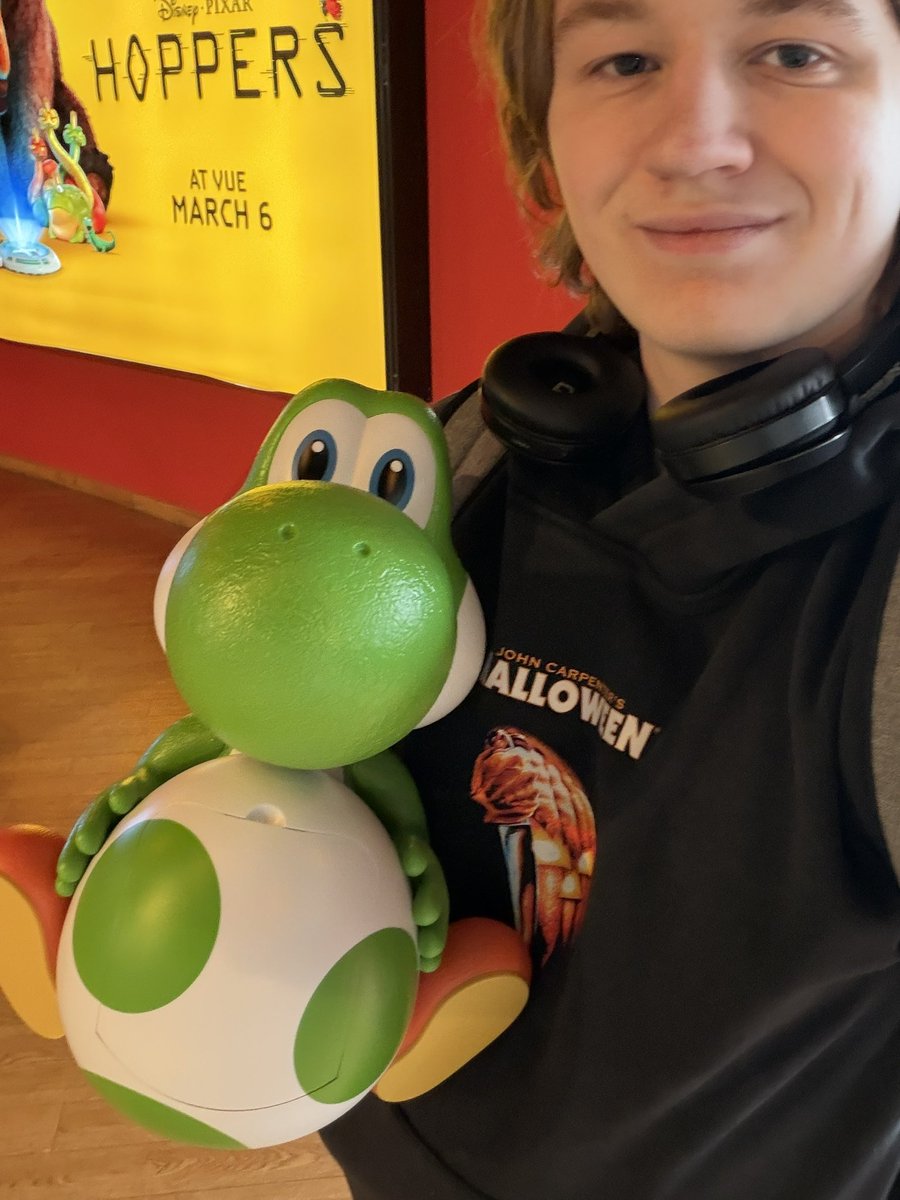 Yoshi🏳️‍⚧️ tweet media