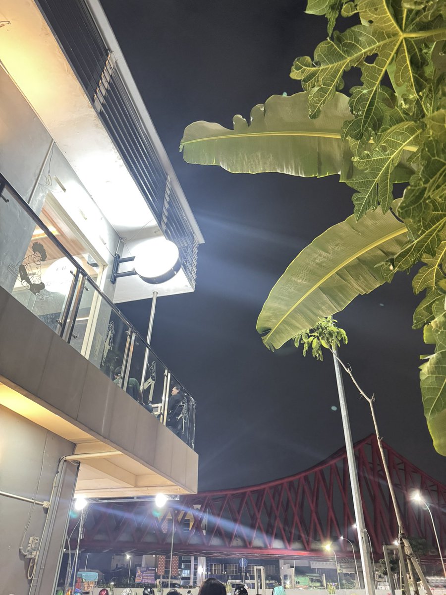 orang senang tweet media