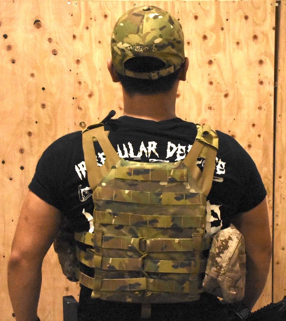 怖梨神 tweet media