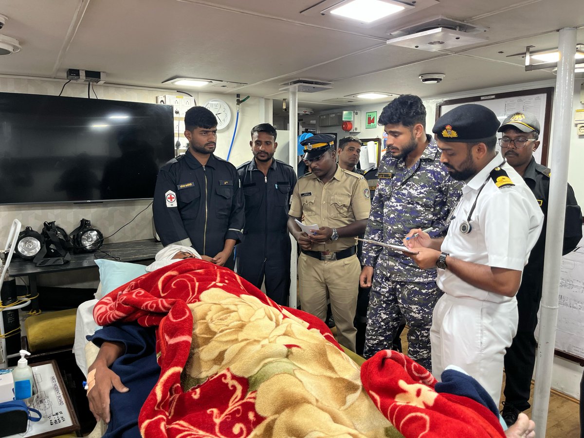 IndiaCoastGuard's tweet image. In a remarkable air-sea coordinated operation, @IndiaCoastGuard rescued a missing fisherman after an intense 36 hour air-sea search off #Kerala coast. The fisherman reported missing on 30 Mar 26 from #TamilNadu registered #IFB Zion, triggered immediate #SAR operations. #ICG Ships
