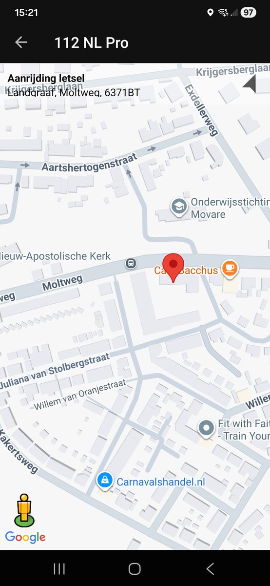 Aanrijding vermoedelijk met letsel op Moltweg, Landgraaf