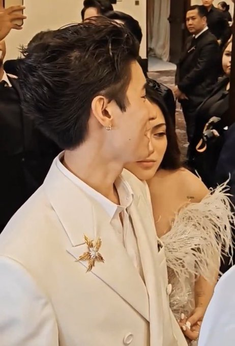 eLv🤫🧙 tweet media