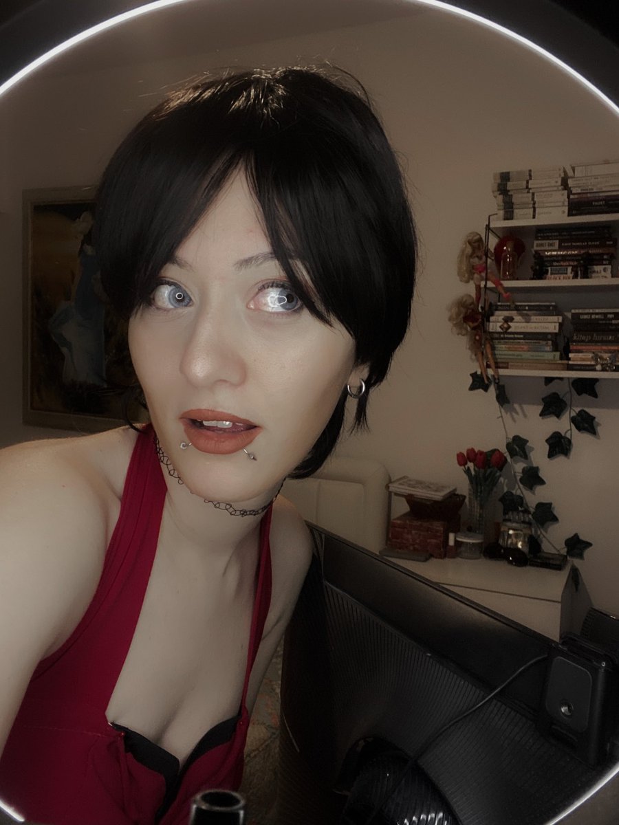 SelinYoko tweet media