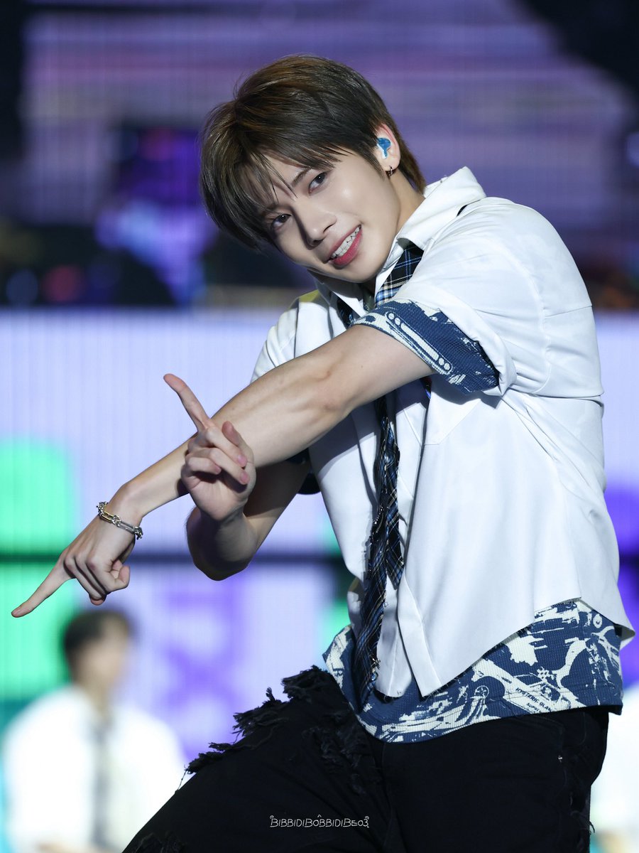 Bibbidibobbidibeo3 tweet media