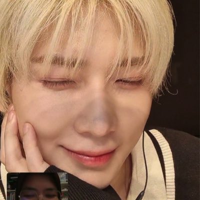 tofu ˖Ი𐑼⋆ tweet media