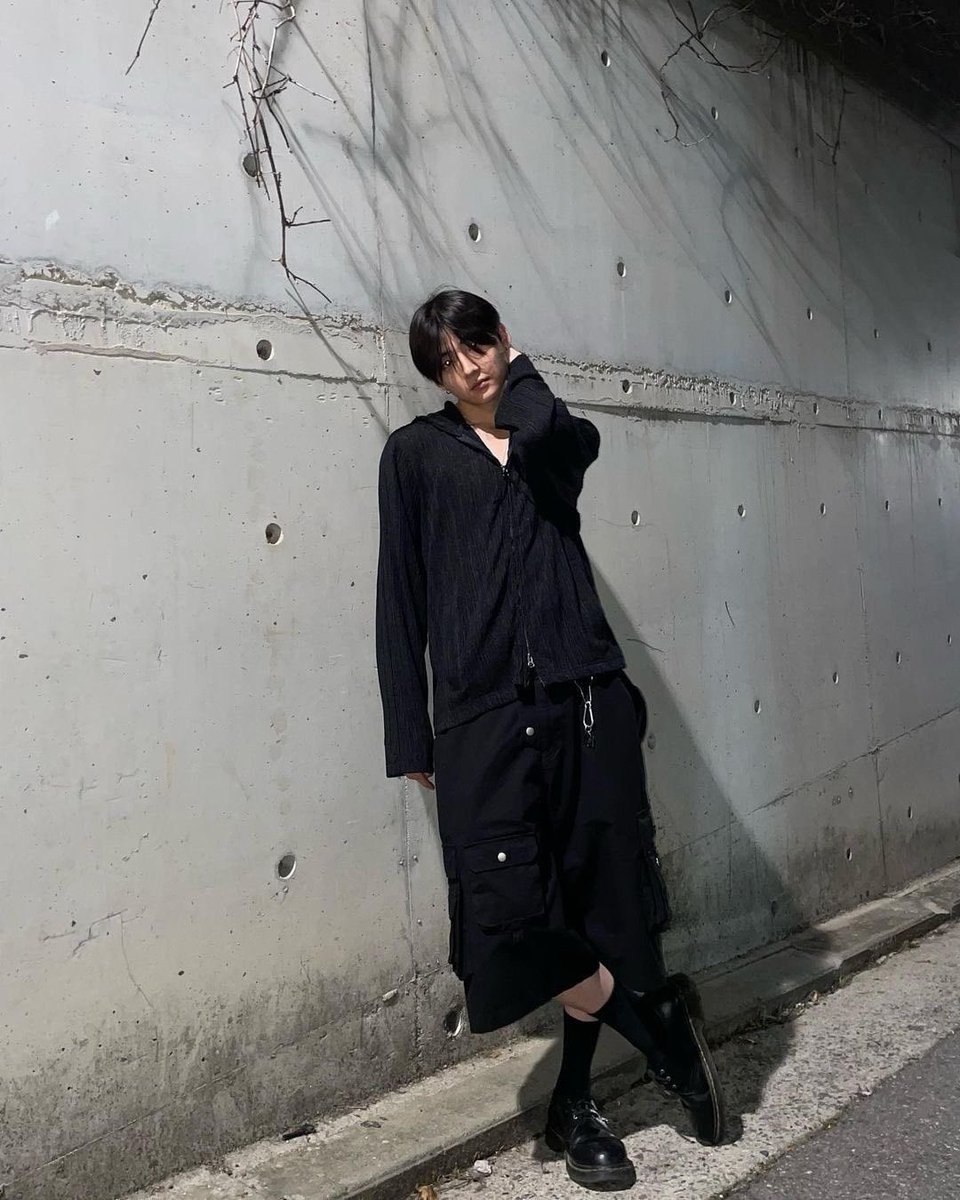 australopithecus tweet media