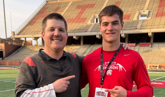 sixstarfootball's tweet photo. Kentucky Prospects: Names Colleges Nationwide Should Be Looking At

📈Bluegrass Talent...Prospects Deserving More National Attention🔥

STORY▶️https://t.co/FBvJwmTc7H

 @jasonbriscoe05 @Spencer_Clukey @garyonhobbs4 @taydenlorenzen2 @Newsome_Micah26 @earnestperry18 @price_kadence @ReidGrayden @CortezDRicketts @KallenRidner5 @TalbertDakari