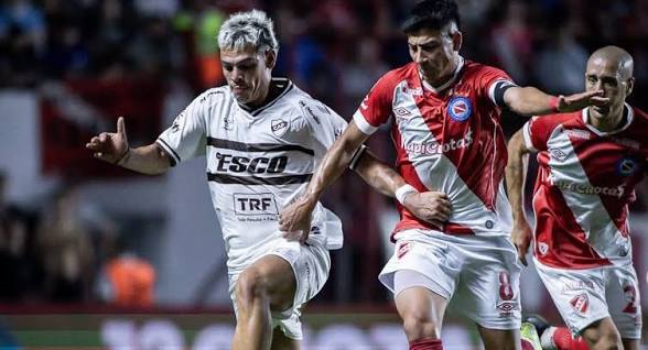 Revisionismo Fútbol tweet media