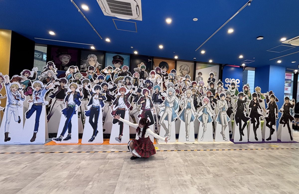 もう今後きっと、一生60人のアイドルたちと一緒に写真を撮れることはないでしょう…………