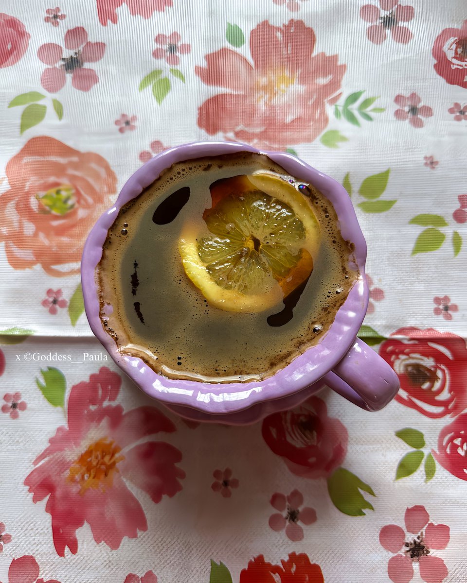 𝒴𝑜𝓊𝓇 𝒬𝓊𝑒𝑒𝓃 ♤ tweet media