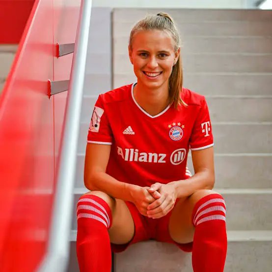 Hans Transfer FCB tweet media