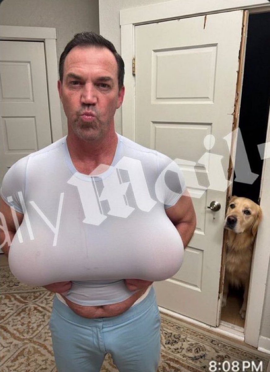 gayghostin's tweet image. kristi noem i’m sorry i didn’t know the full story about the dog asking you to shoot them