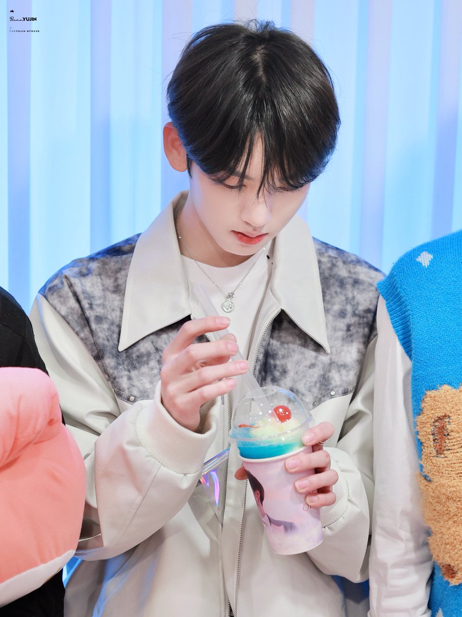 𝗕𝘂𝗻𝗻𝘆𝘂𝗷𝗶𝗻. tweet media