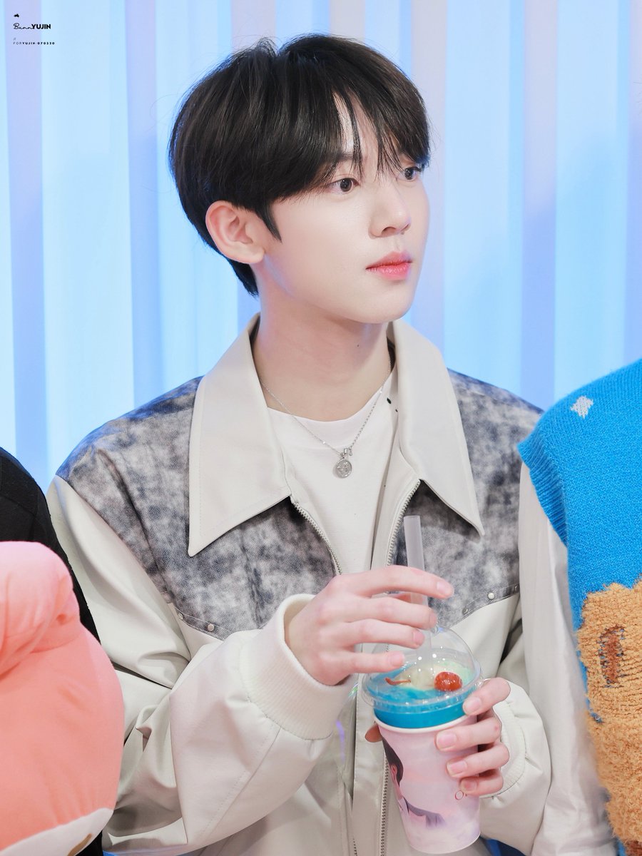 𝗕𝘂𝗻𝗻𝘆𝘂𝗷𝗶𝗻. tweet media