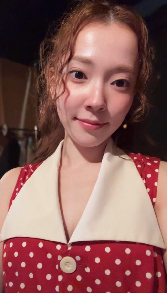 小向なる Official tweet media