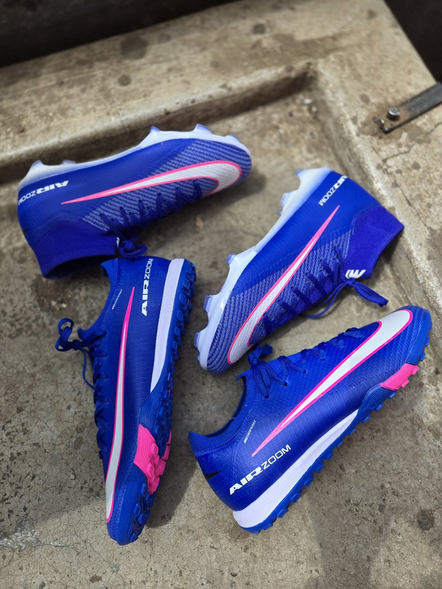 Nike trainers
40_45@4500/=
Boots 
40_45@5000/=