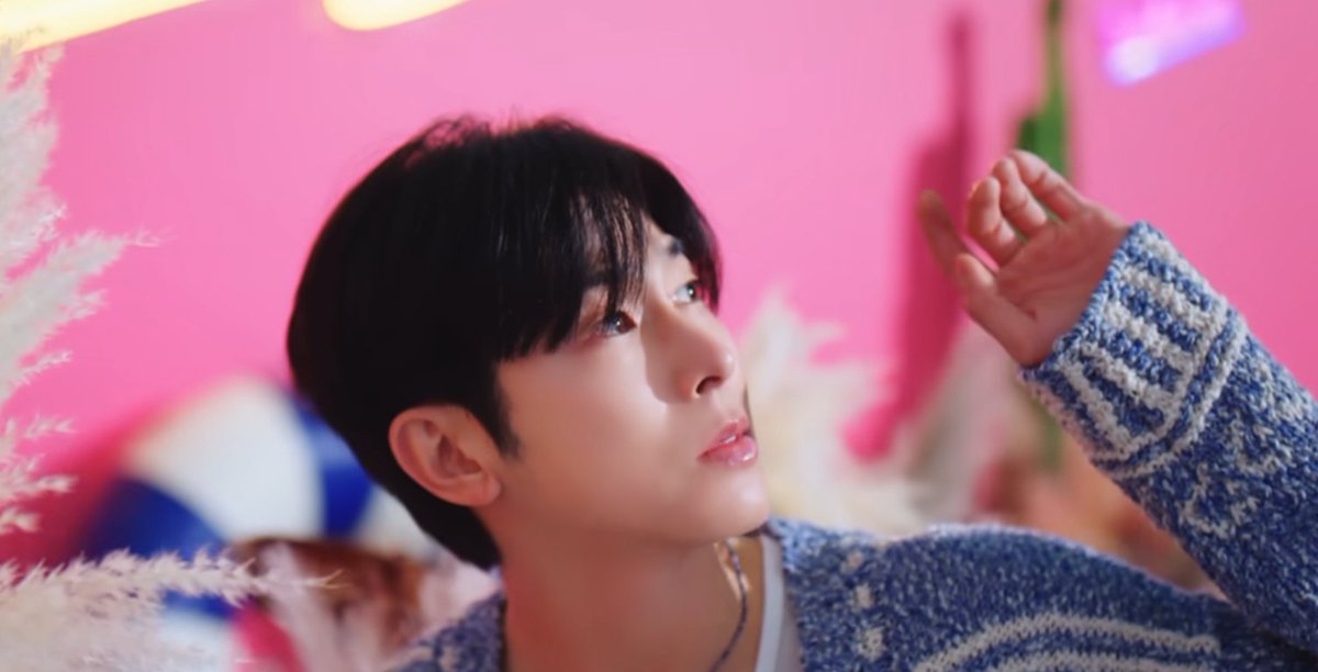 mii🍓🐈‍⬛🐾 tweet media