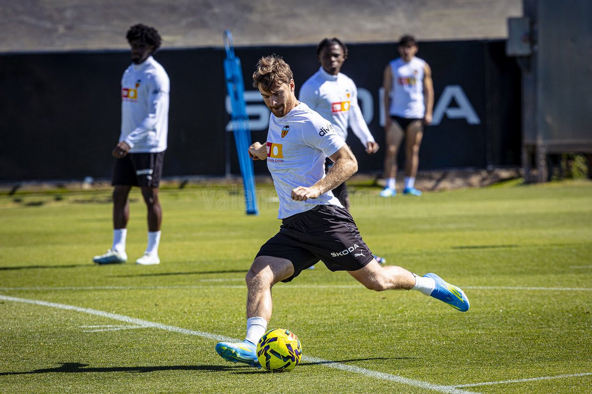 Valencia CF tweet media