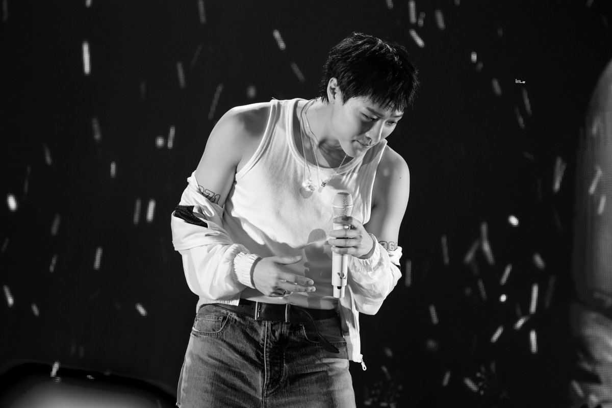 ɪɴ ʟᴏᴠᴇ tweet media