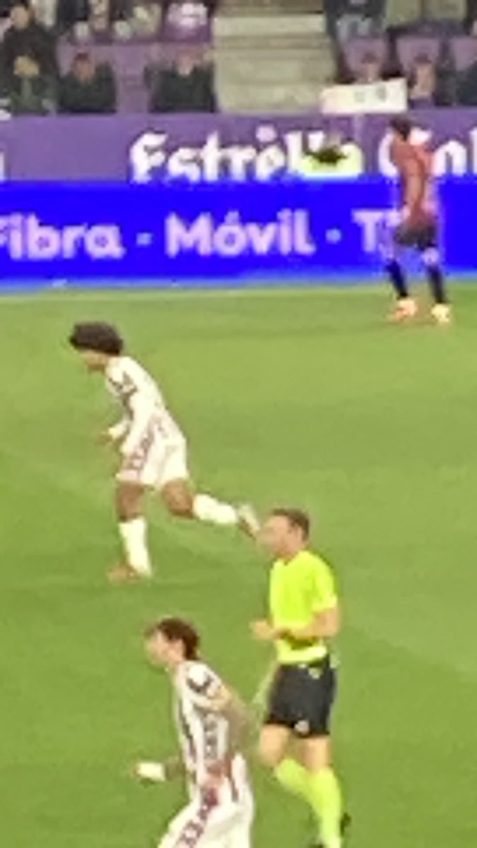 triskiii tweet media