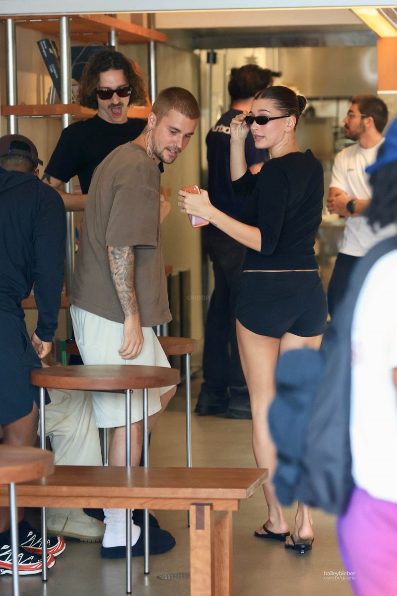 Bieber Marie tweet media