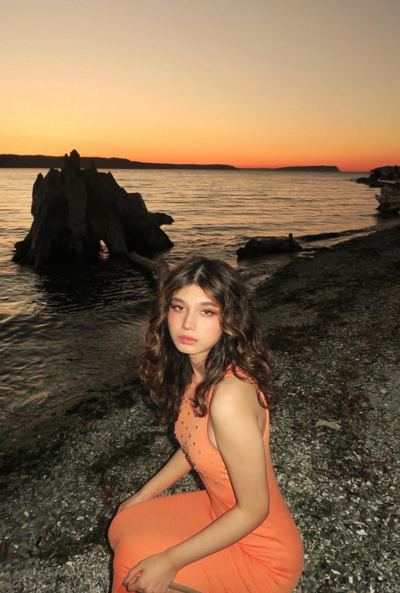 florachora tweet media