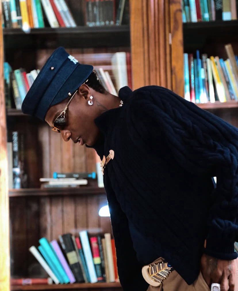 Gucci Snake 🐍🦅 tweet media