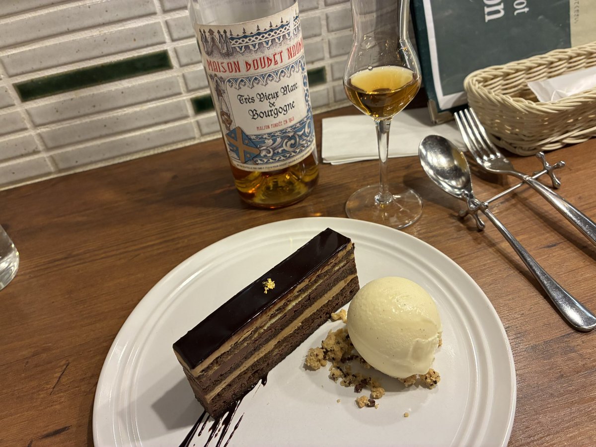 urukariion's tweet photo. 大衆フレンチ食べてきた☺️

割と値段したけど大満足の民☺️ https://t.co/AHeu9AzEwT