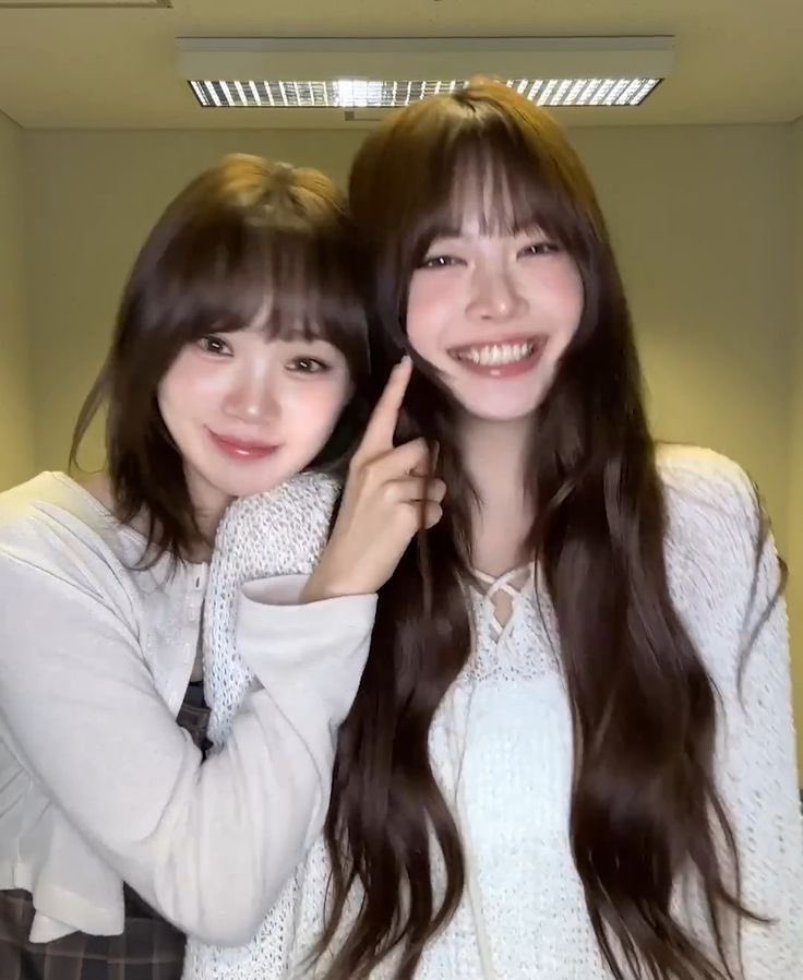 nina🤍🪽 tweet media