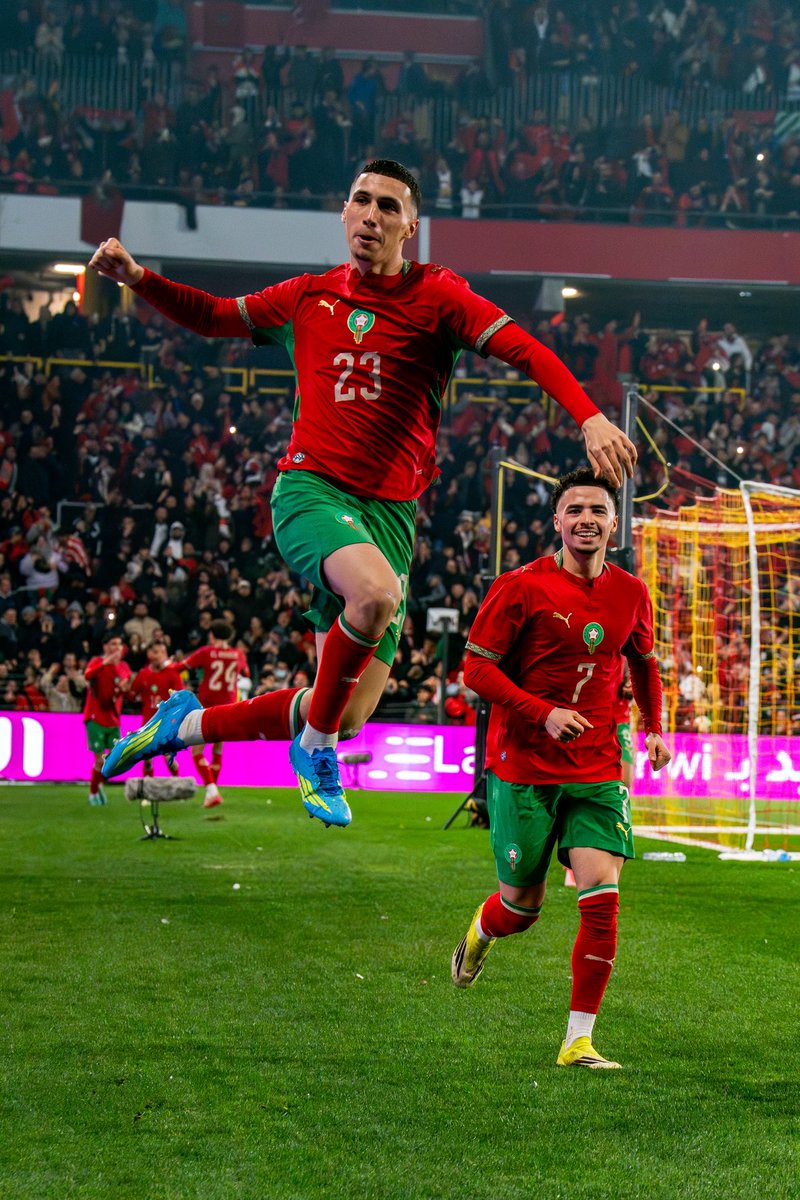 🚨ALERT THREADS 🎞️

L’autre « Champion d’Afrique » a fêté à Lens 🇫🇷 avec sa diaspora 🇲🇦 

📸 <a href="/diopalassane92/">AlHassan7</a>