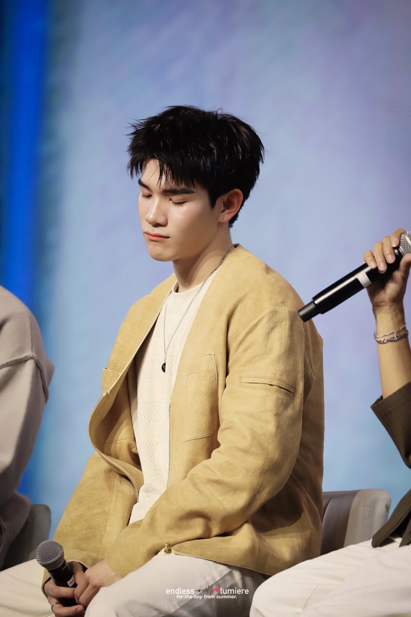 비타민 ≽🎀•⩊•^≼4 u tweet media