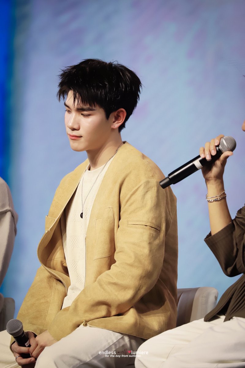 비타민 ≽🎀•⩊•^≼4 u tweet media