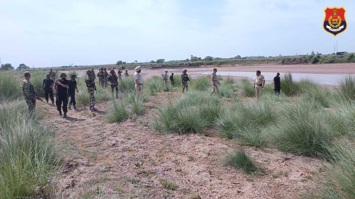 Pathankot Police tweet media