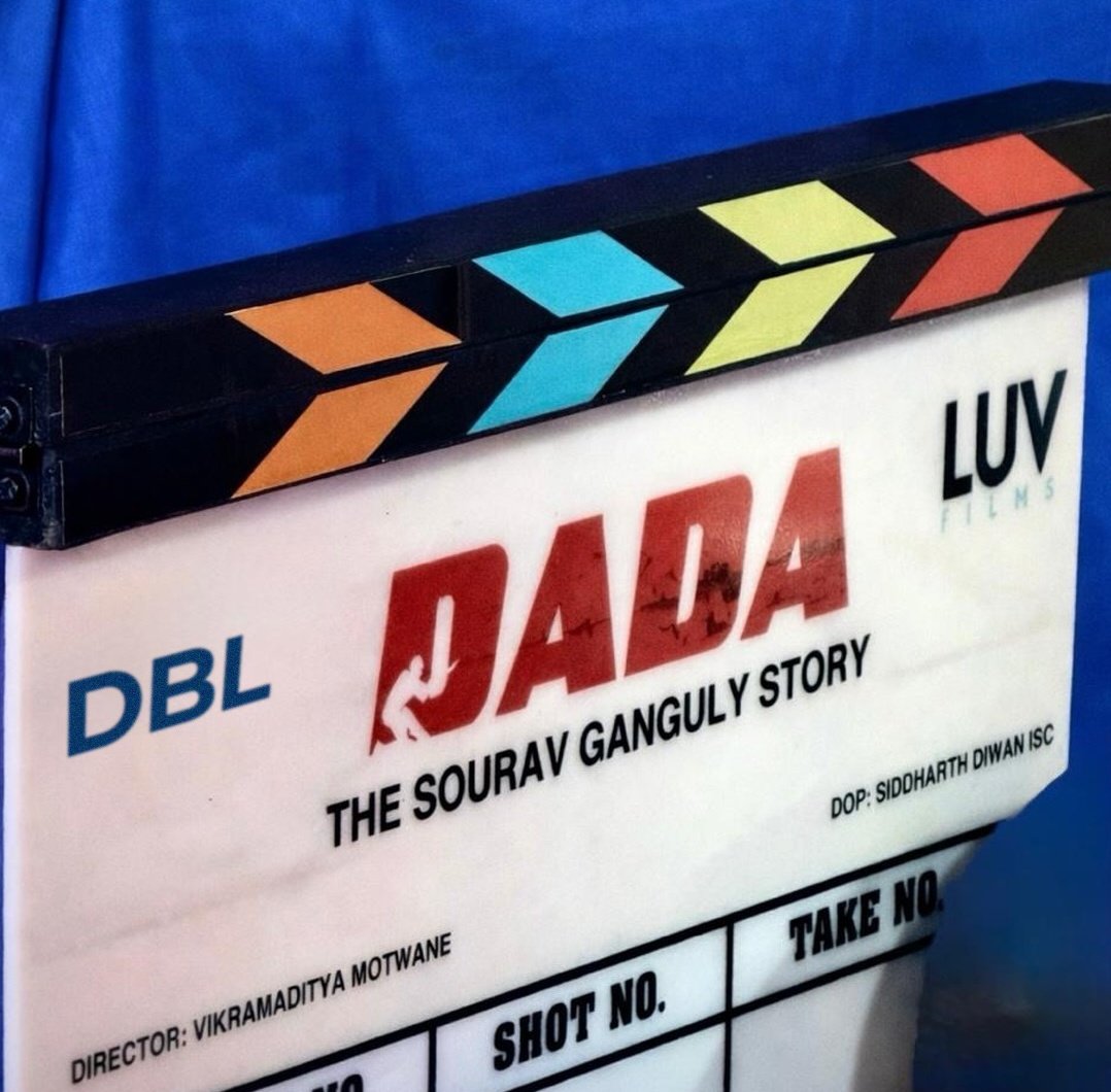 Movie_Reviews tweet media