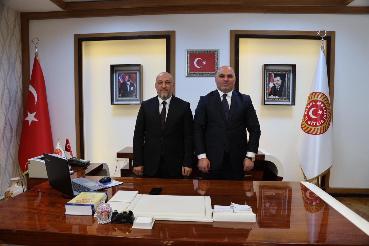 AK KADIN BİTLİS tweet media