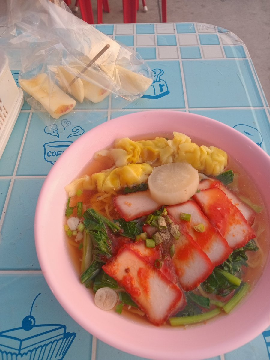 ユロ@元ニートがムエタイプロ選手を目指して修行中🔥 tweet media