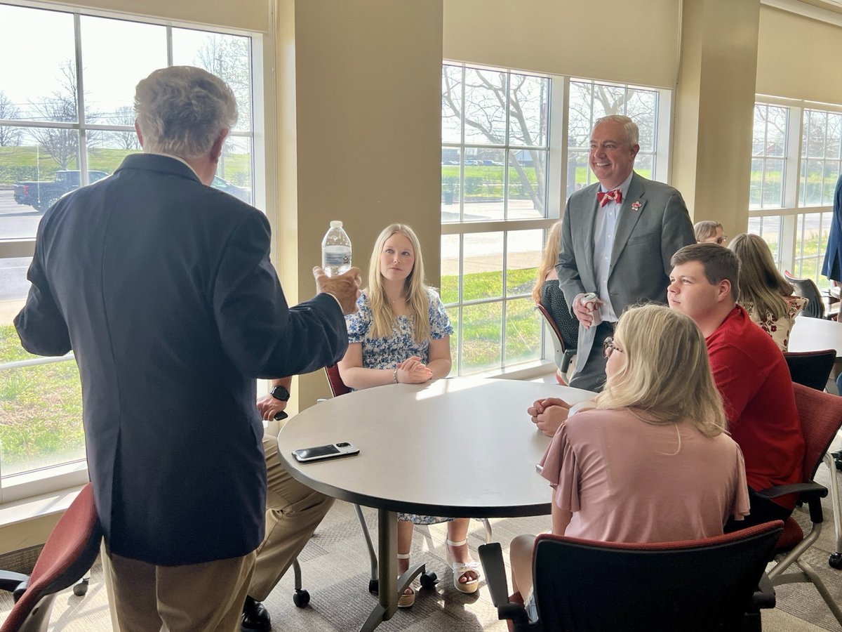 Tim Caboni tweet media